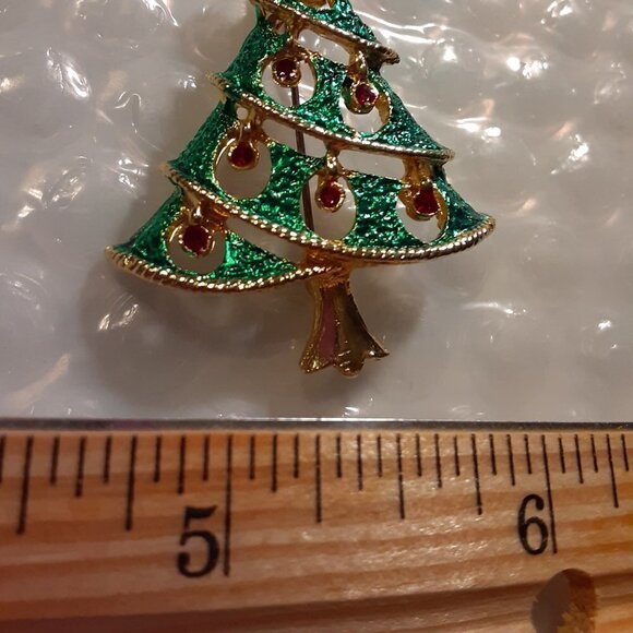 Green Christmas Tree Brooch - Picture 3 of 4